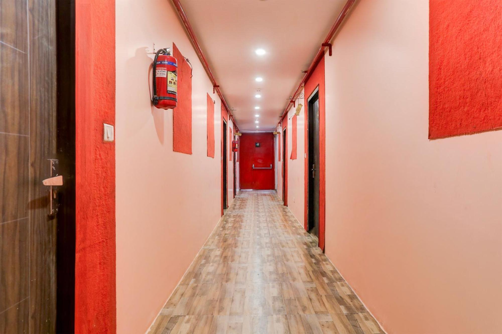 Super Hotel O S J Residency Delhi  Exterior foto